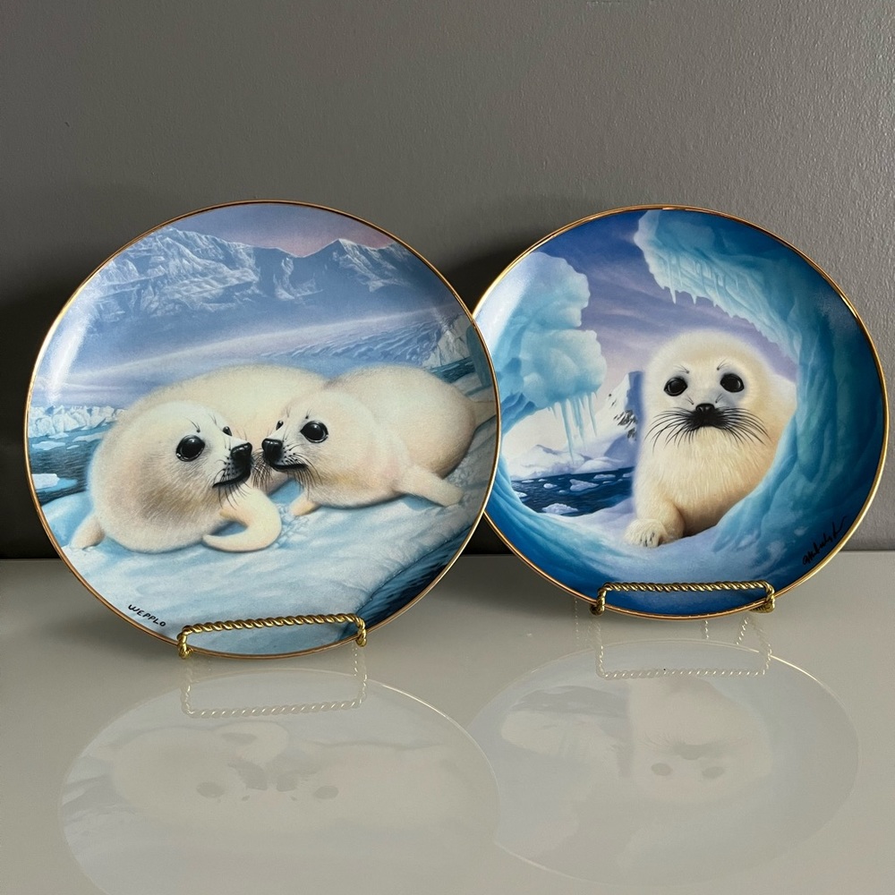 Franklin Mint Wepplo Limited edition Collector Seal Pup Plates